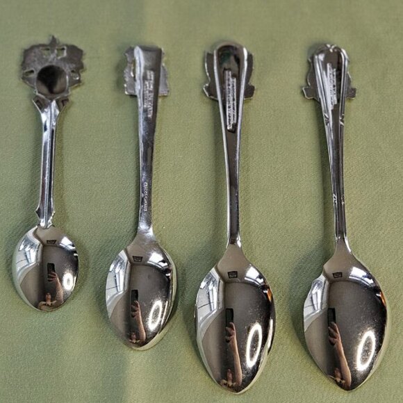 4 Vintage England Travel Souvenir Spoons - London, Windsor, Blackpool & Aberdeen - Picture 5 of 11